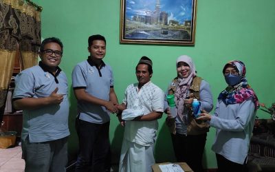Beef and Dairy Production Laboratory Universitas Diponegoro Advise Farmer in Gunung Pati About Foot and Mouth Disease
